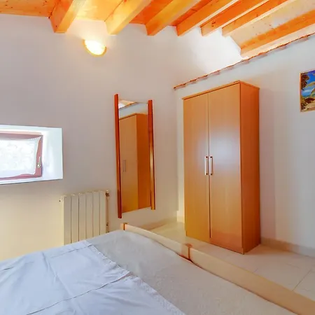 15050a Apartman